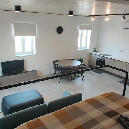 No 60, 3Rd Floor, Centrally Located, Fully Equipped Studio Apt Флориана Экстерьер фото